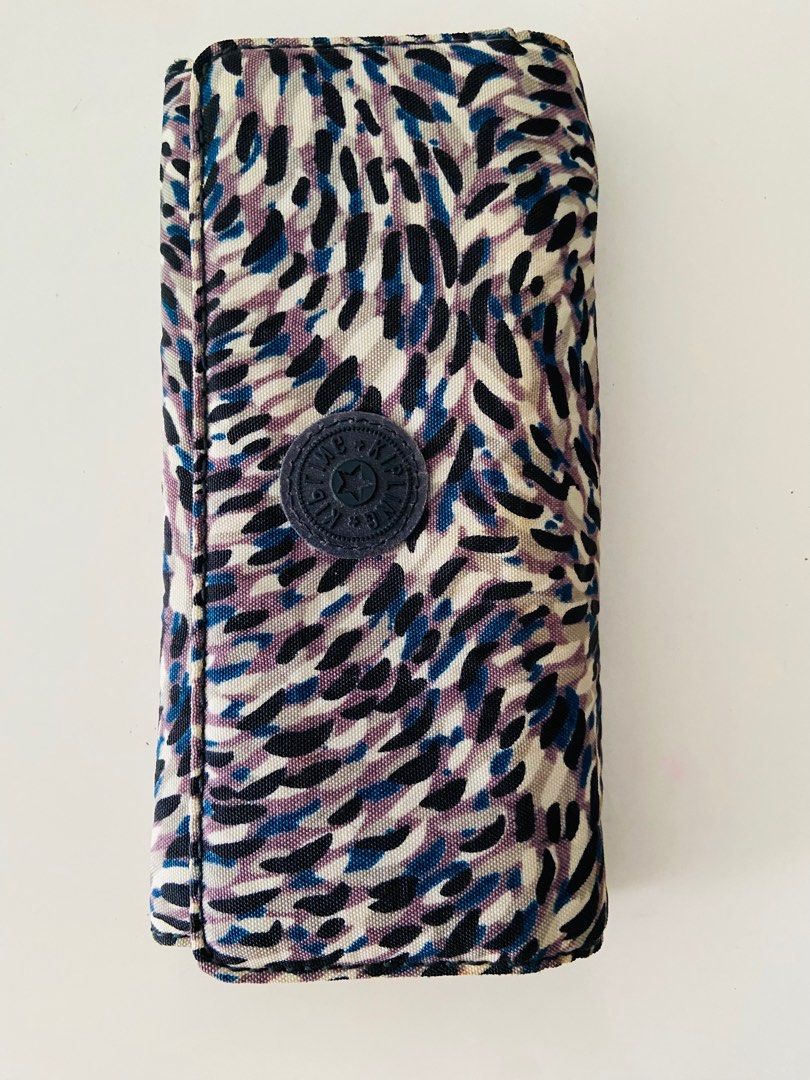 wallet-women-s-fashion-bags-wallets-wallets-card-holders-on