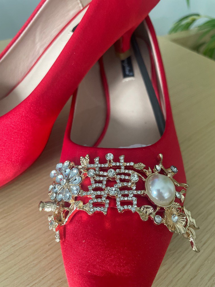 Red bedazzled hotsell heels