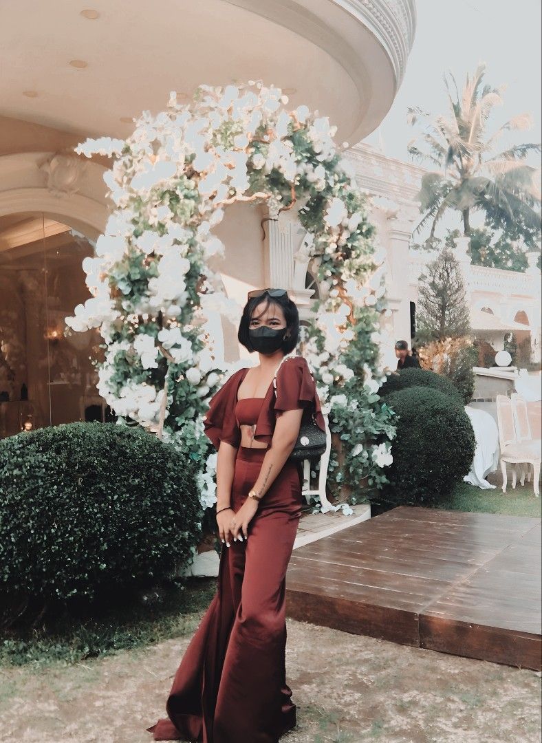 Wine Red Silk Coordinates (Category: Sets or Coordinates) located in Quezon City. Submitted by sortstudio.___ (Listing ID 1254074880, Image 1). Description: worn once only Dull Charmeuse Silk Fits Small to medium Frame Bust 30-32 waist 26-27.