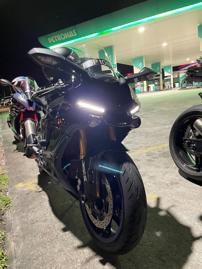 Yamaha R1 2018 Custom fairing and light assembly, Motorcycles ...