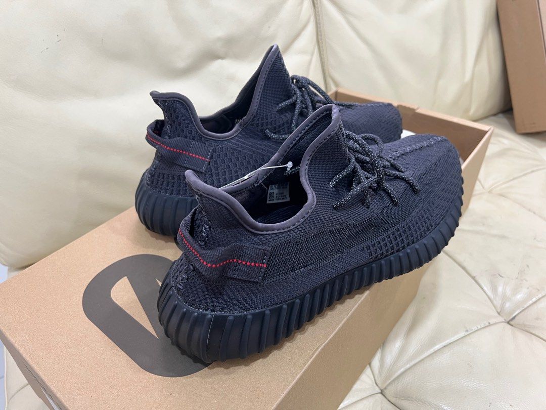 Yeezy 350 static store black non reflective