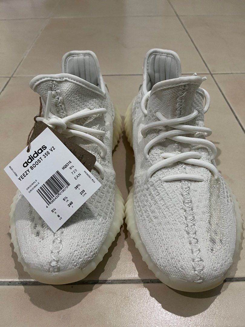 Yeezy shop 720 white