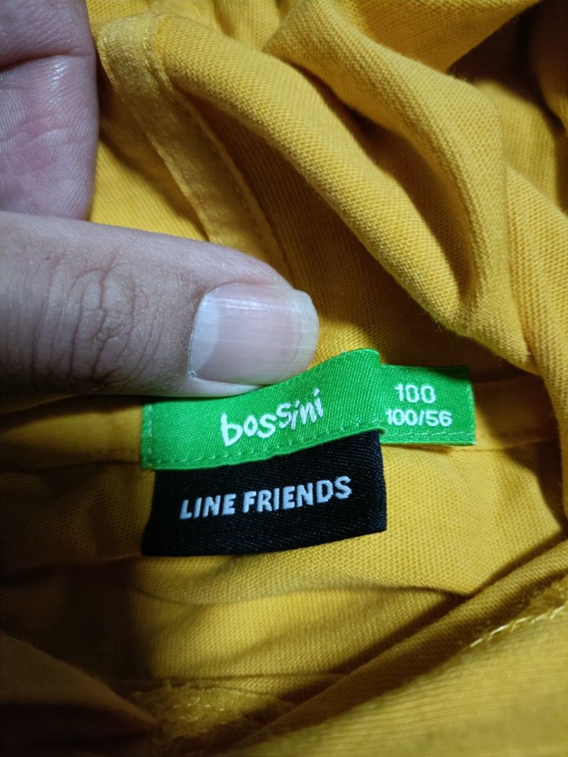 Friends sales yellow hoodie