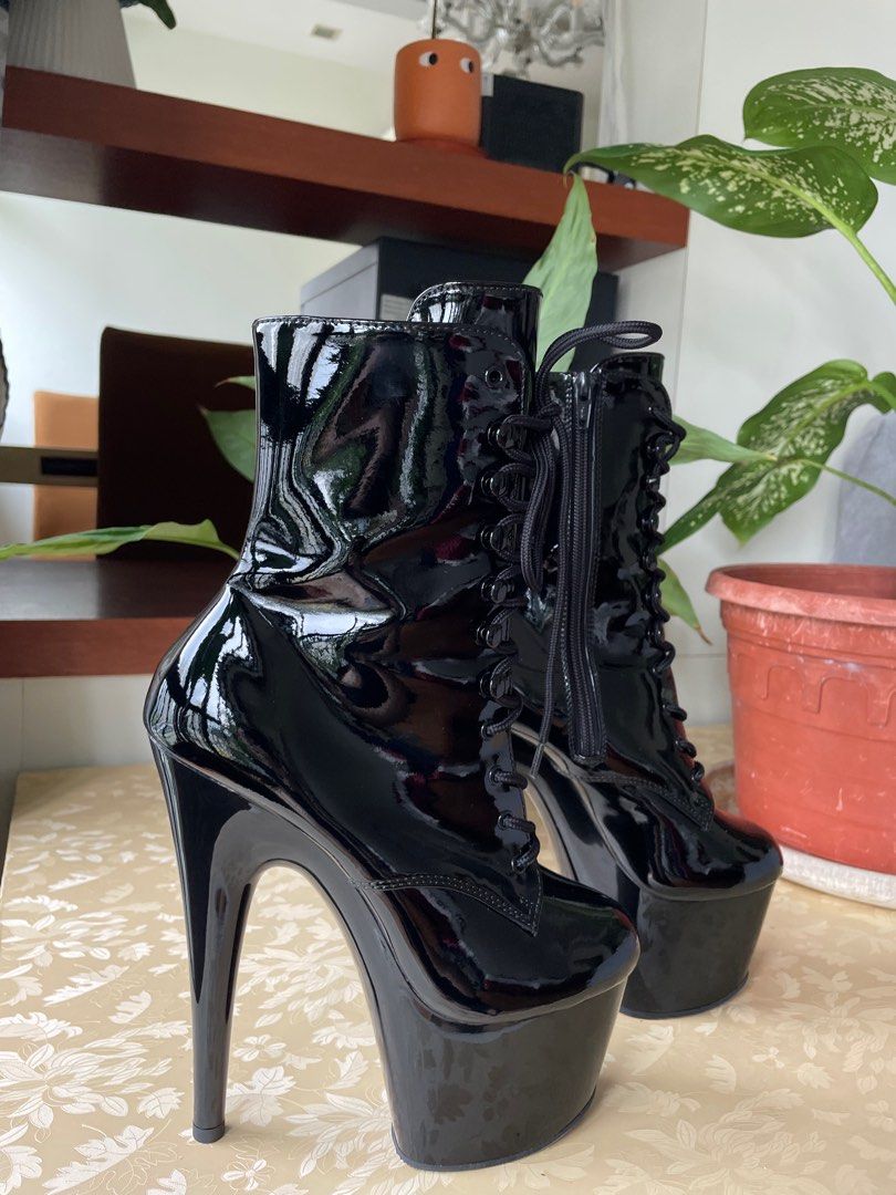 Pleaser patent hot sale leather boots