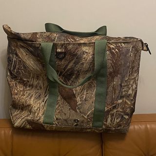 （分類：）位於 。 由 trendyz0ne 提交（商品編號 1254239147，圖片 1）。簡介： 。