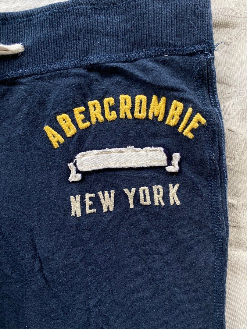 ABERCROMBIE SWEAT PANTS BOOTCUT SIZE 30-31 (M), Women's Fashion, Bottoms,  Jeans & Leggings on Carousell