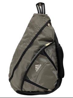 Adidas 00s 斜肩包 老品