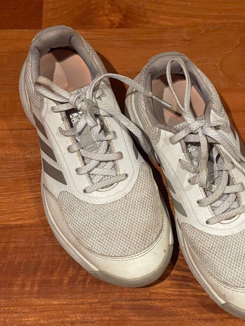Adidas golf shoe US 6 UK 4.5 Sports Equipment Sports Games