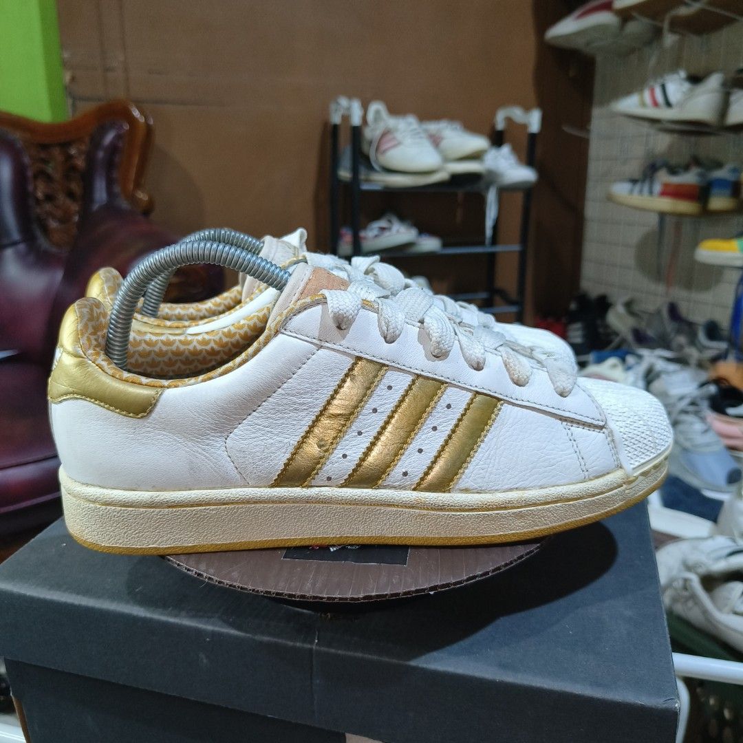 Adidas superstar shop list gold