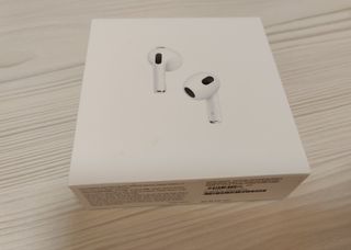 （分類：）位於 。 由 iamon9999 提交（商品編號 1254119497，圖片 1）。簡介： 。
