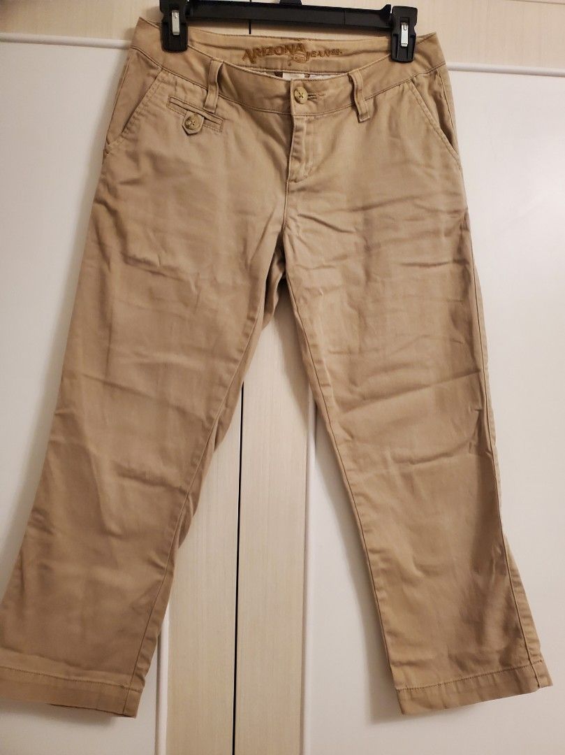 Arizona Jeans Brown Khaki Crop Pants, Women's Fashion, Bottoms, Jeans &  Leggings on Carousell