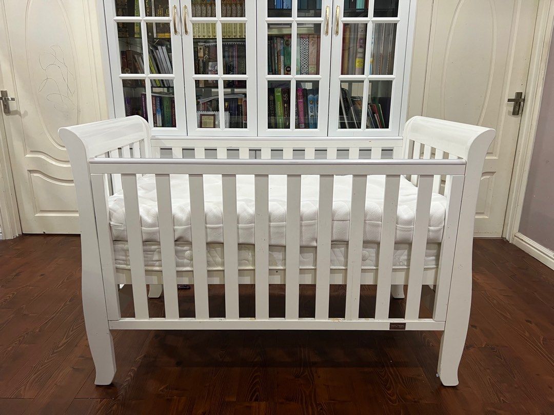 Babyhood classic sleigh deals cot 4 in 1