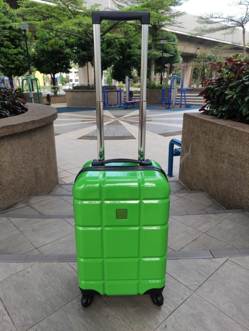 Beverly Hills Polo Club 4 Wheels 20 Inches Cabin Luggage