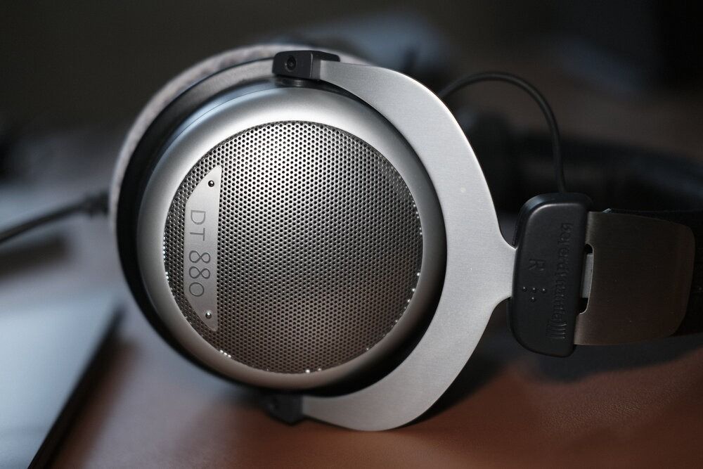 Beyerdynamic DT880 600 ohms Audio Headphones Headsets on Carousell