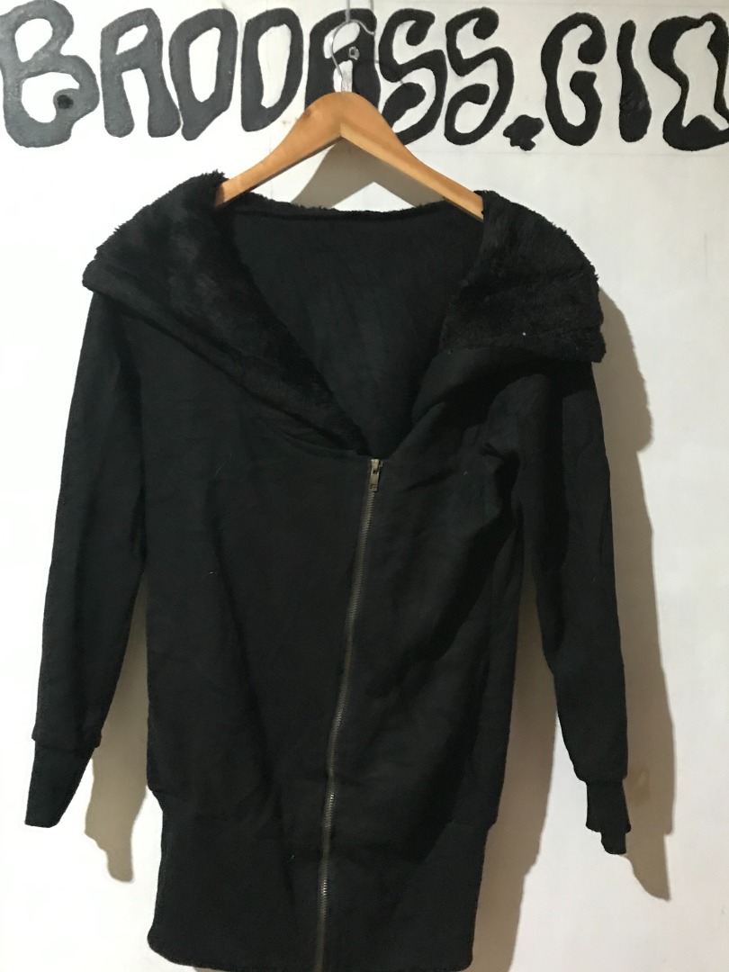 womens black nike jacket with hood