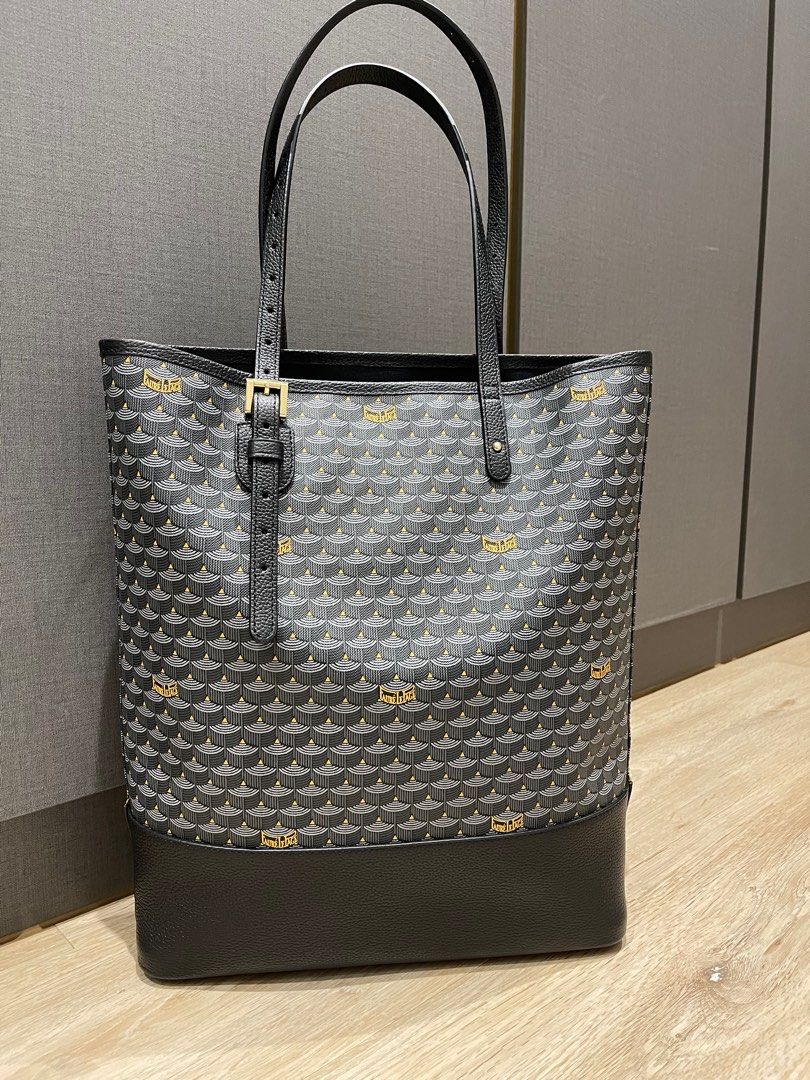 Faure Le Page Daily Battle Vertical Tote 30, Luxury, Bags & Wallets on  Carousell