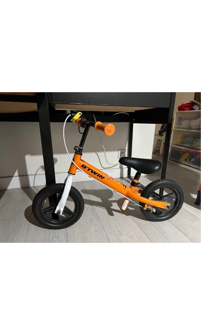 BTwin balance bike 平衡車, 運動產品, 單車及配件, 單車 Carousell