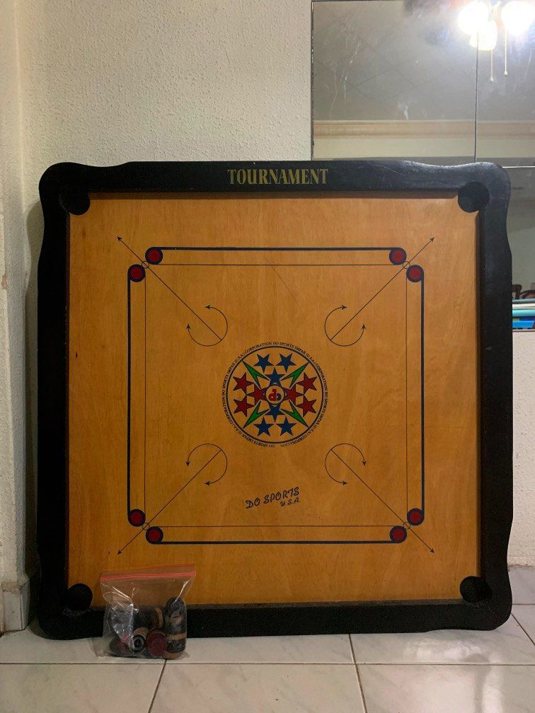 Carrom Board Full Set with Discs, Hobbies & Toys, Toys & Games on Carousell