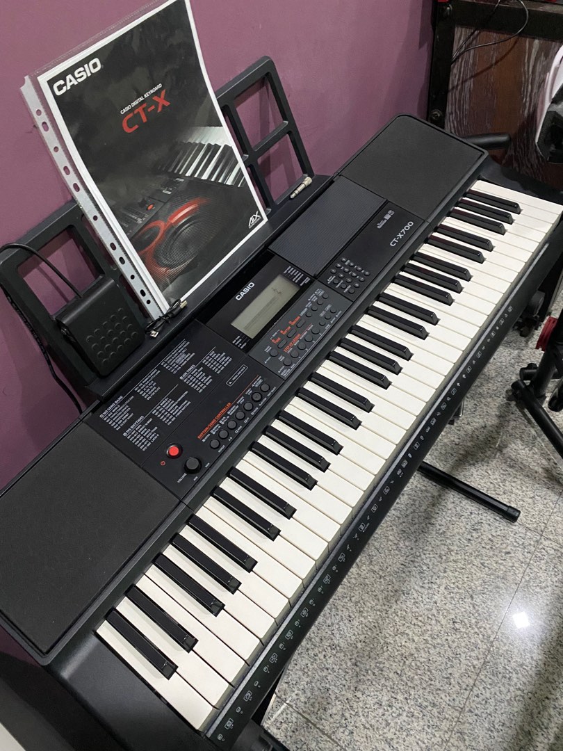 Casio Keyboard, Hobbies & Toys, Music & Media, Musical Instruments on Carousell