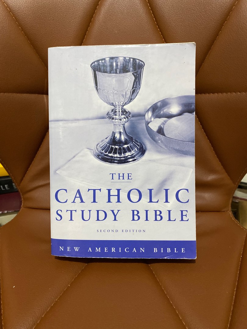 Catholic Study Bible Nab, Hobbies & Toys, Books & Magazines, Religion