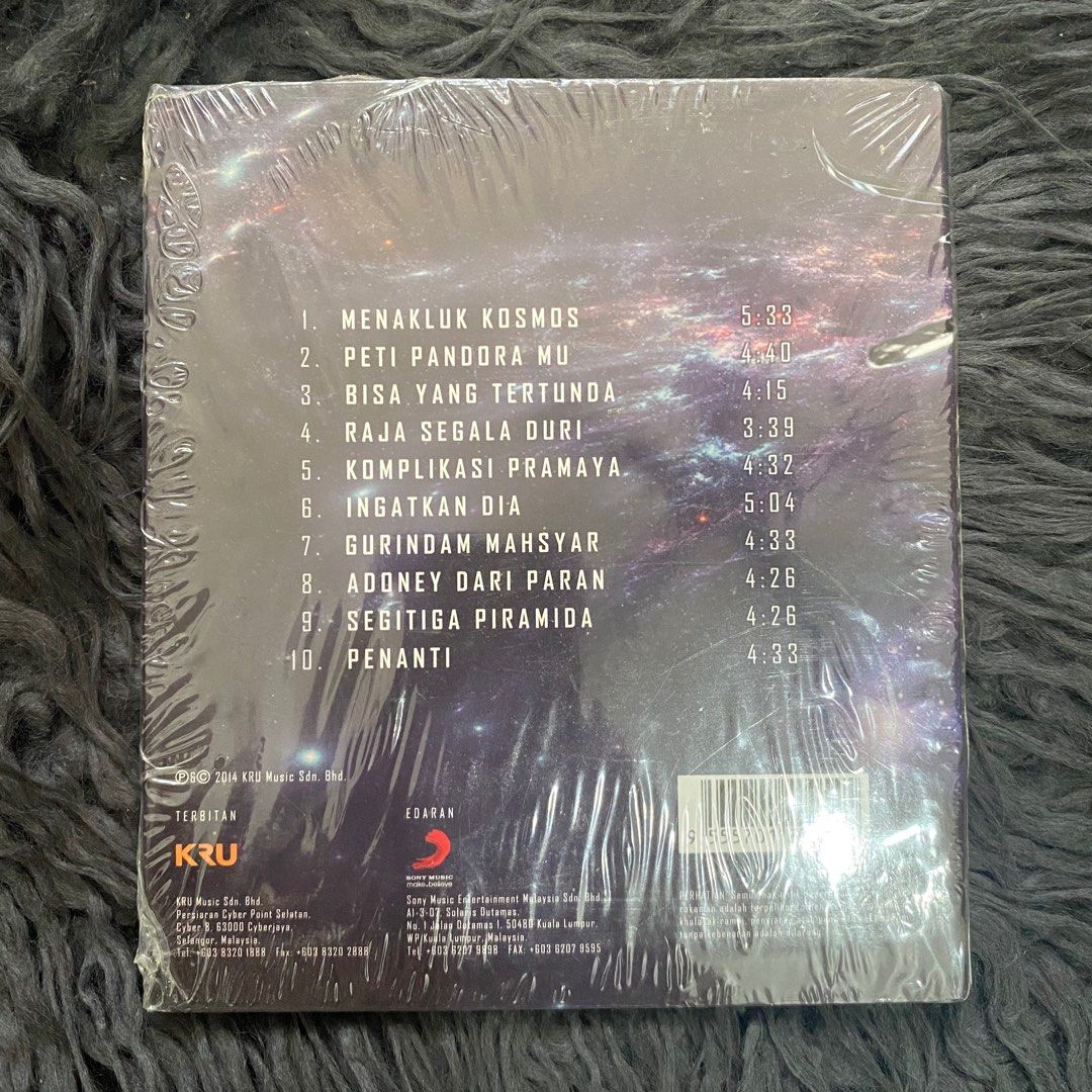 CD WINGS Menakluk Kosmos digipack, Hobbies & Toys, Music & Media, CDs