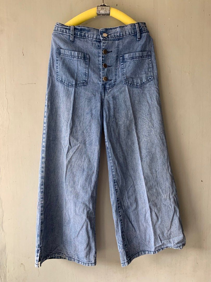 Loop jeans deals & co