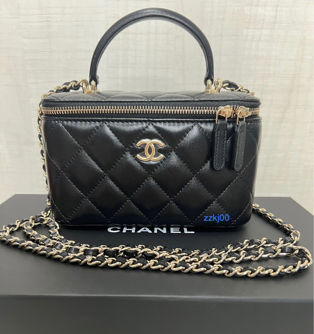 Chanel Mini Vanity with handle 21A Black Quilted Lambskin with gold handle
