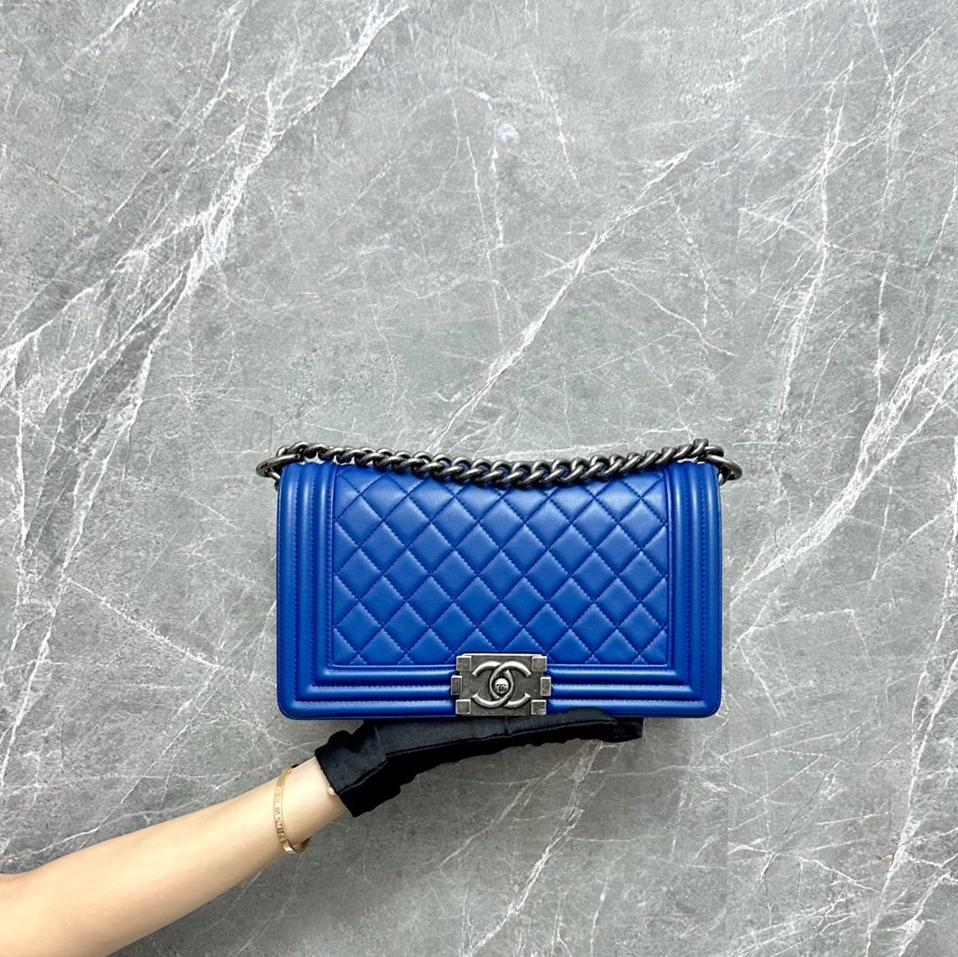 Chanel Boy Old Medium Lambskin Dark Blue RSHW No 23, Luxury, Bags