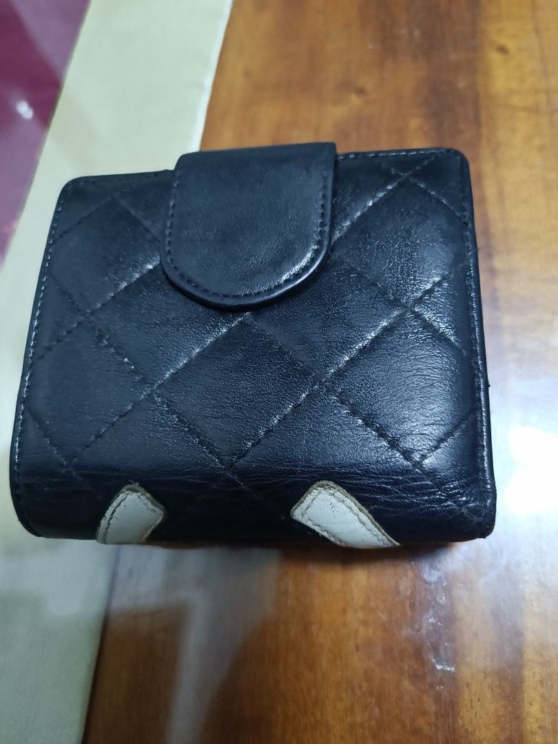 CHANEL CAMBON (Category: Luxury Bags & Wallets) located in Malabon City. Submitted by mistej_restoration (Listing ID 1254229317, Image 3). Description: sign of usage.