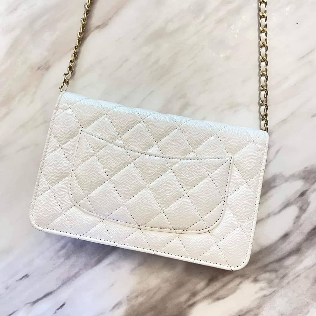 Chanel woc caviar.ghw (Category: Luxury Bags & Wallets) located in Cabadbaran. Submitted by luxurysourcedbyjinx (Listing ID 1254204099, Image 2). Description: complete.