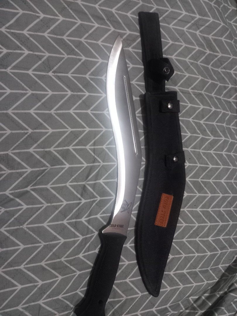 Coldsteel Conqueror, Sports Equipment, Hiking & Camping on Carousell