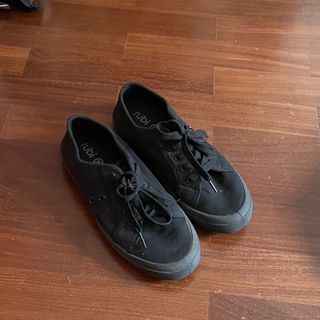 (Category: ) located in . Submitted by chockymilk (Listing ID 1254177020, Image 1). Description: .