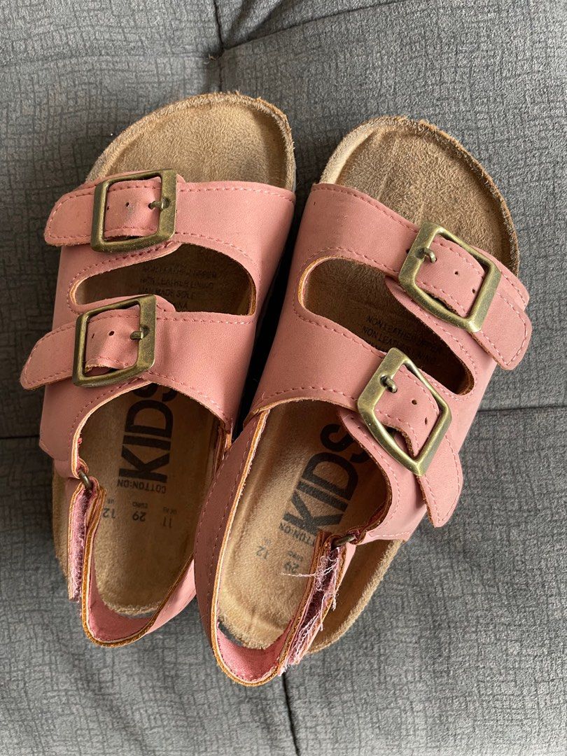 Cotton on best sale birkenstocks