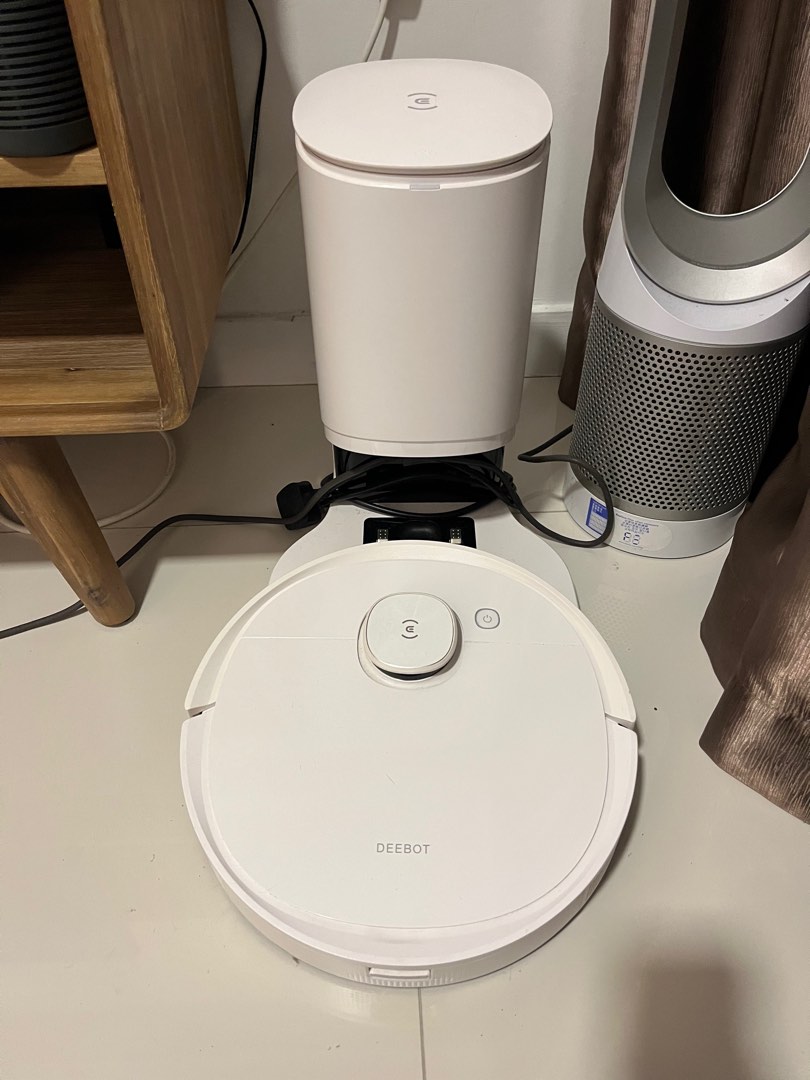 Deebot Robot Vacuum, TV & Home Appliances, Vacuum Cleaner
