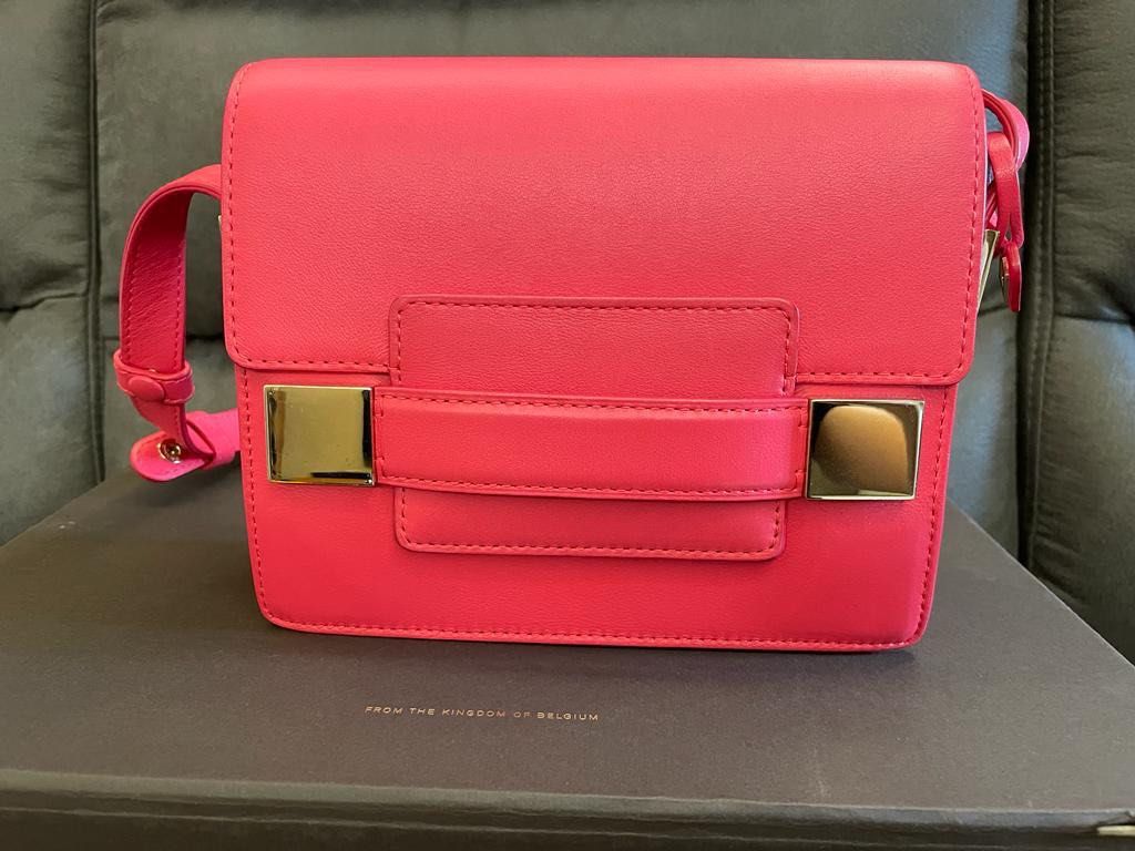 Delvaux Madame Mini Shoulder Bag In Rose