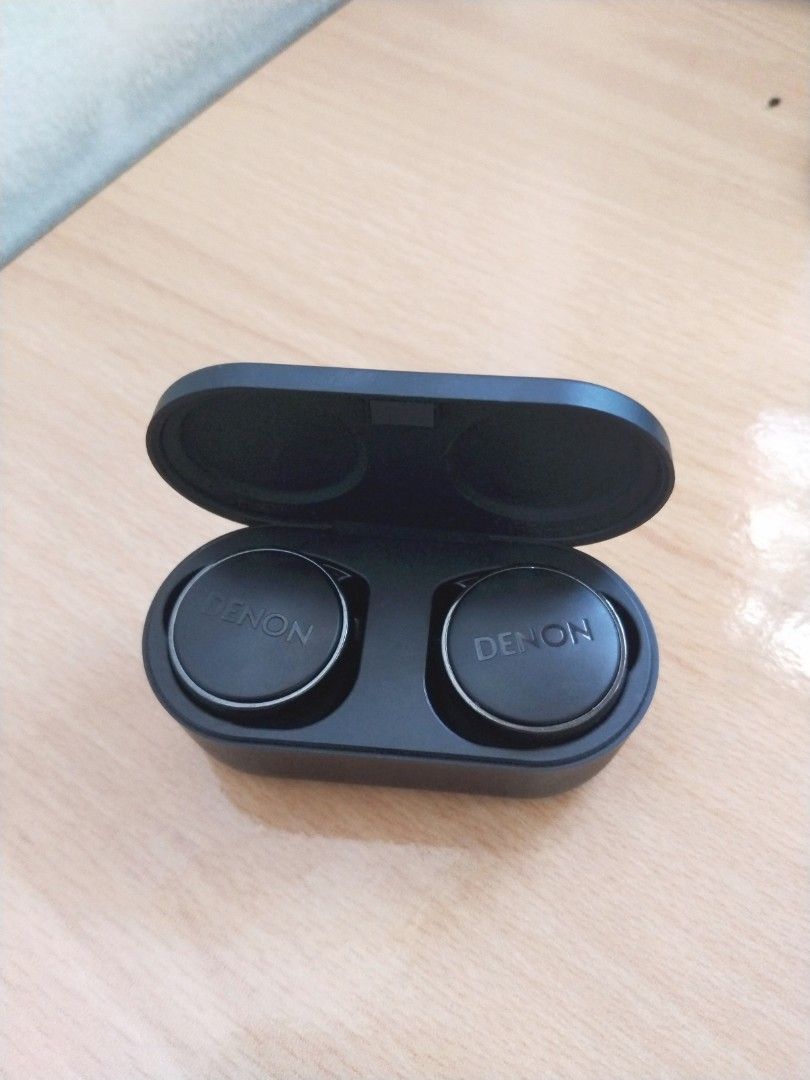 Denon PerL - True Wireless earbuds with personalized sound