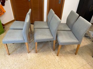 Dining chairs (total 6)