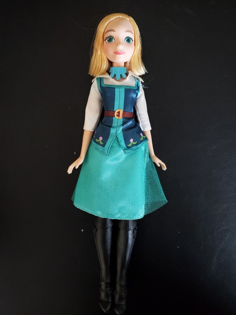 Disney Hasbro Naomi Doll from Elena of Avalor, Hobbies & Toys, Toys