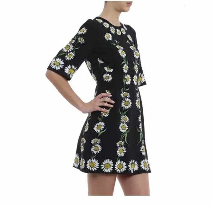 Dolce and 2025 gabbana daisy dress
