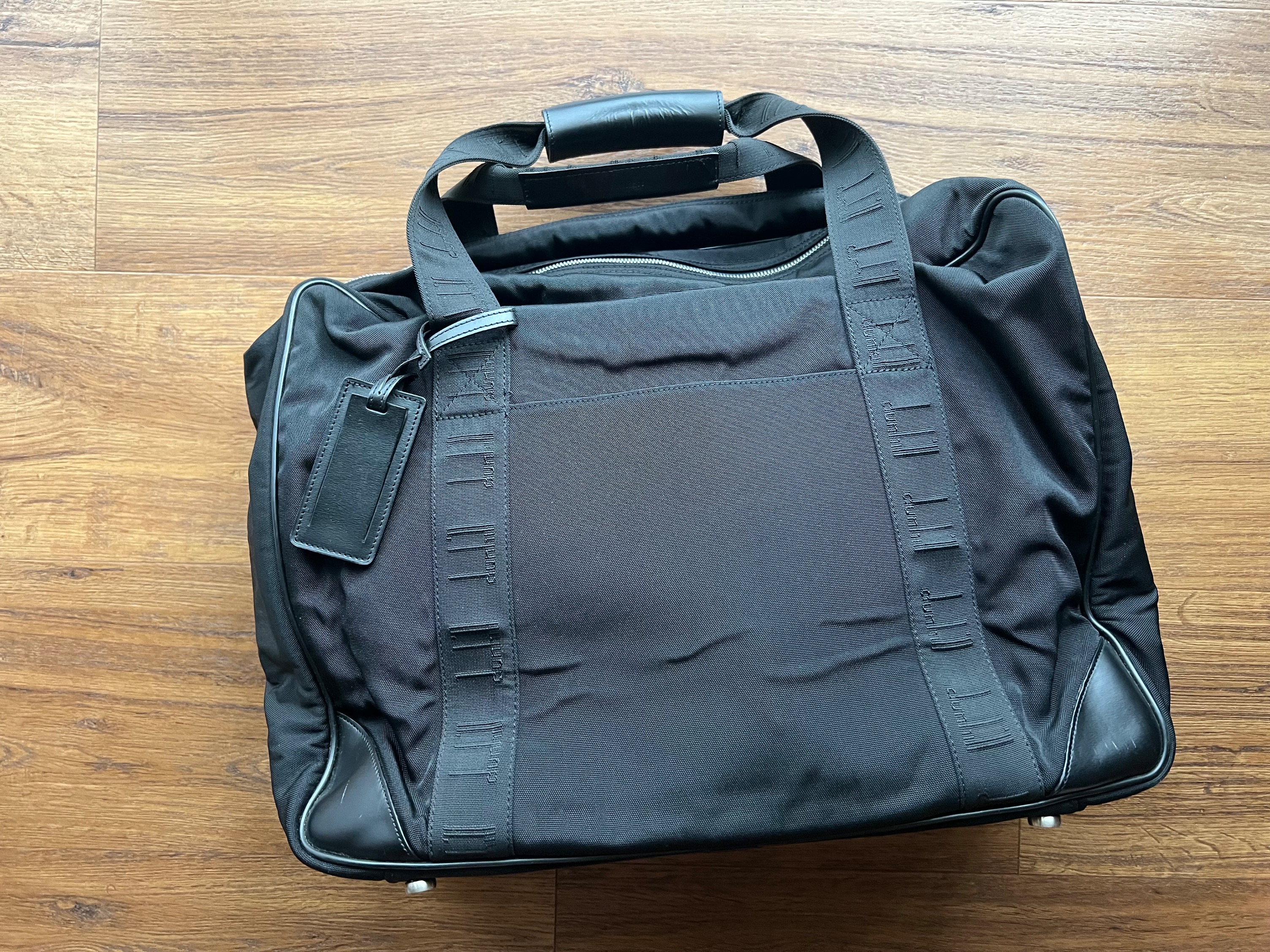 Dunhill holdall store
