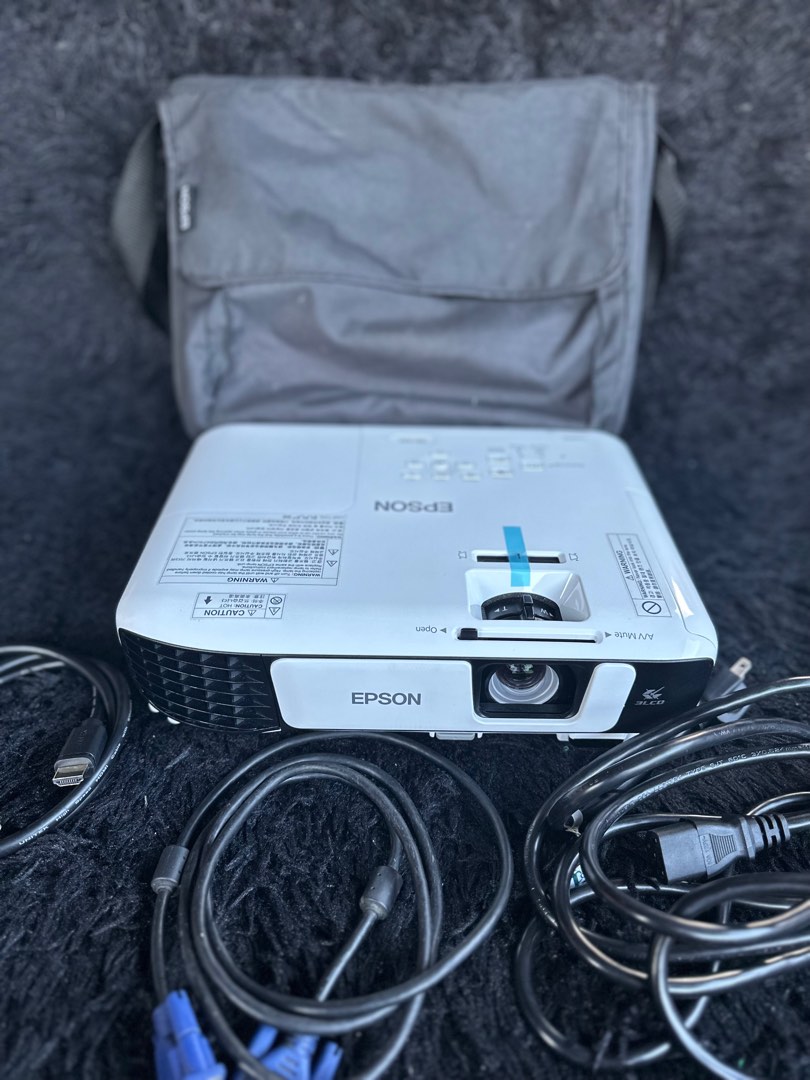 EPSON EB X41 PROJECTOR 3,600 LUMENS SUPER BRIGHT DISPLAY HEAVY DUTY, TV ...