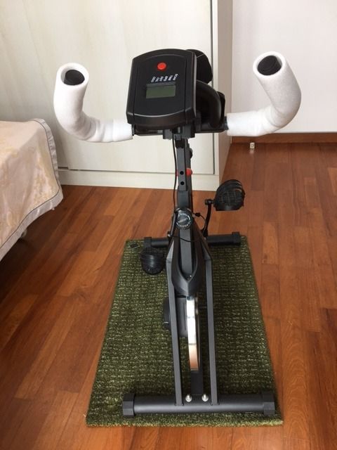 Indoor home gym 2025 equipment