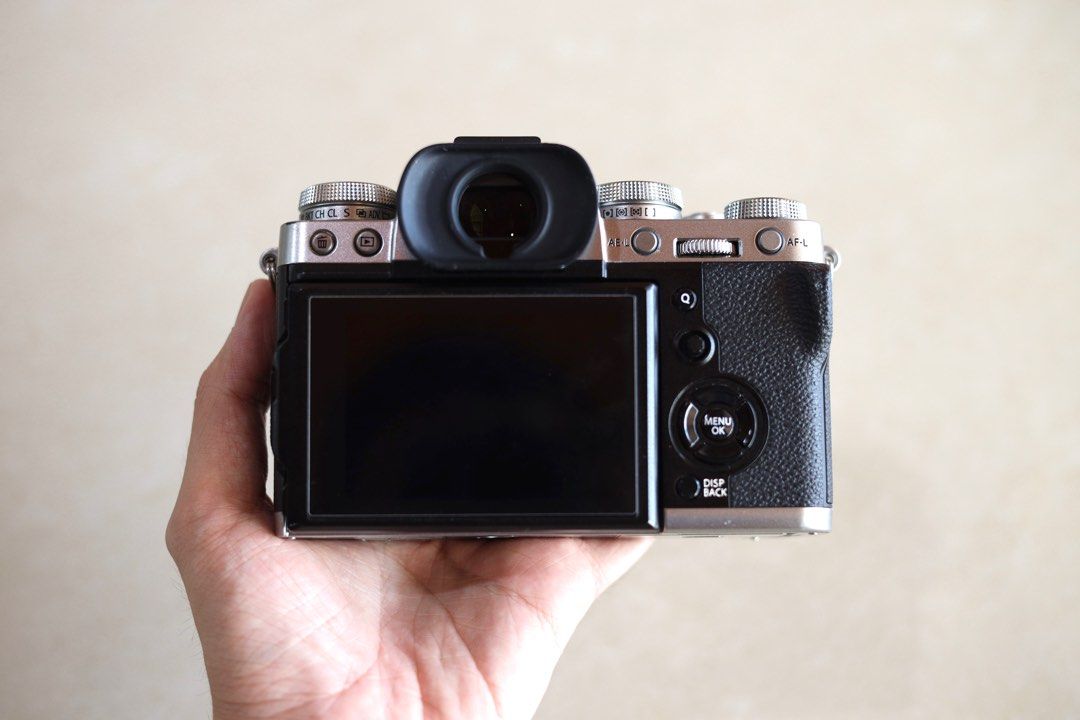 Fujifilm XT3 body SC500 only, Photography, Cameras on Carousell