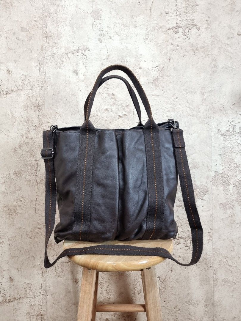 Hermes Caravan Vertical MM Shoulder Tote Bag