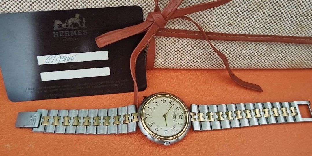 HERMES CLIPPER (Category: Luxury Watches) located in General Natividad. Submitted by jherzhy (Listing ID 1254139719, Image 3). Description: swiss made two tone 32mm case diameter sapphire crystal glass all in.