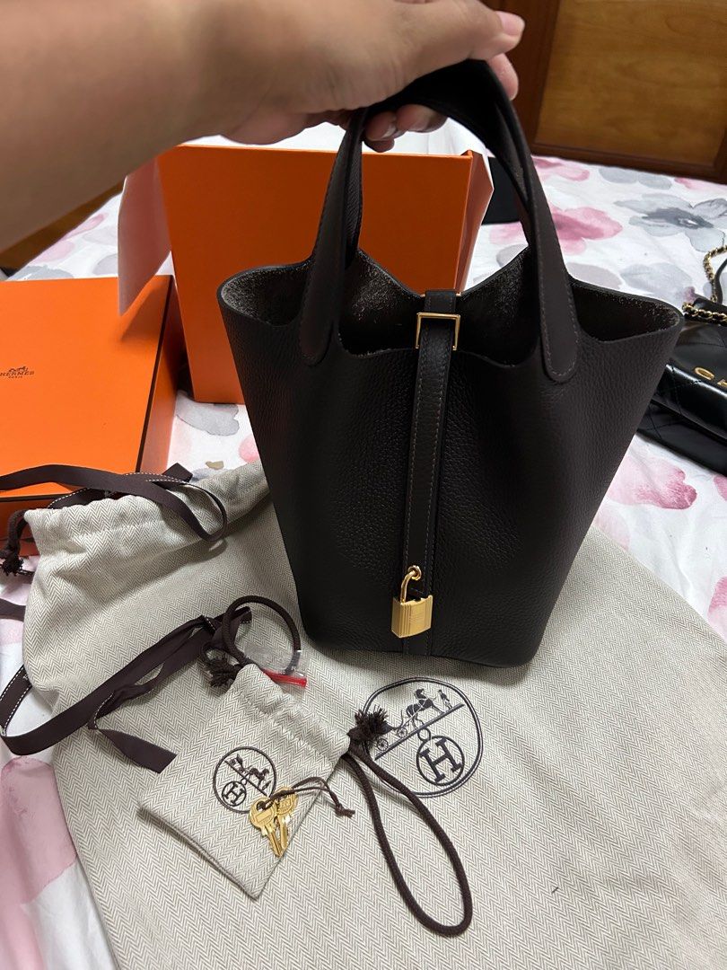 💯% Authentic Hermes Grey Color Feutre/Veau Swift Handle Picotin 18 With  GHW, Luxury, Bags & Wallets on Carousell