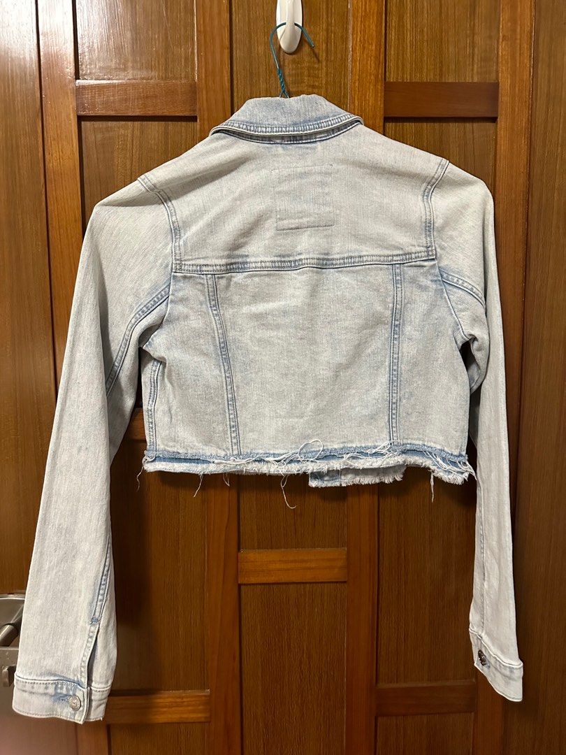 Hollister Cropped Denim Jacket