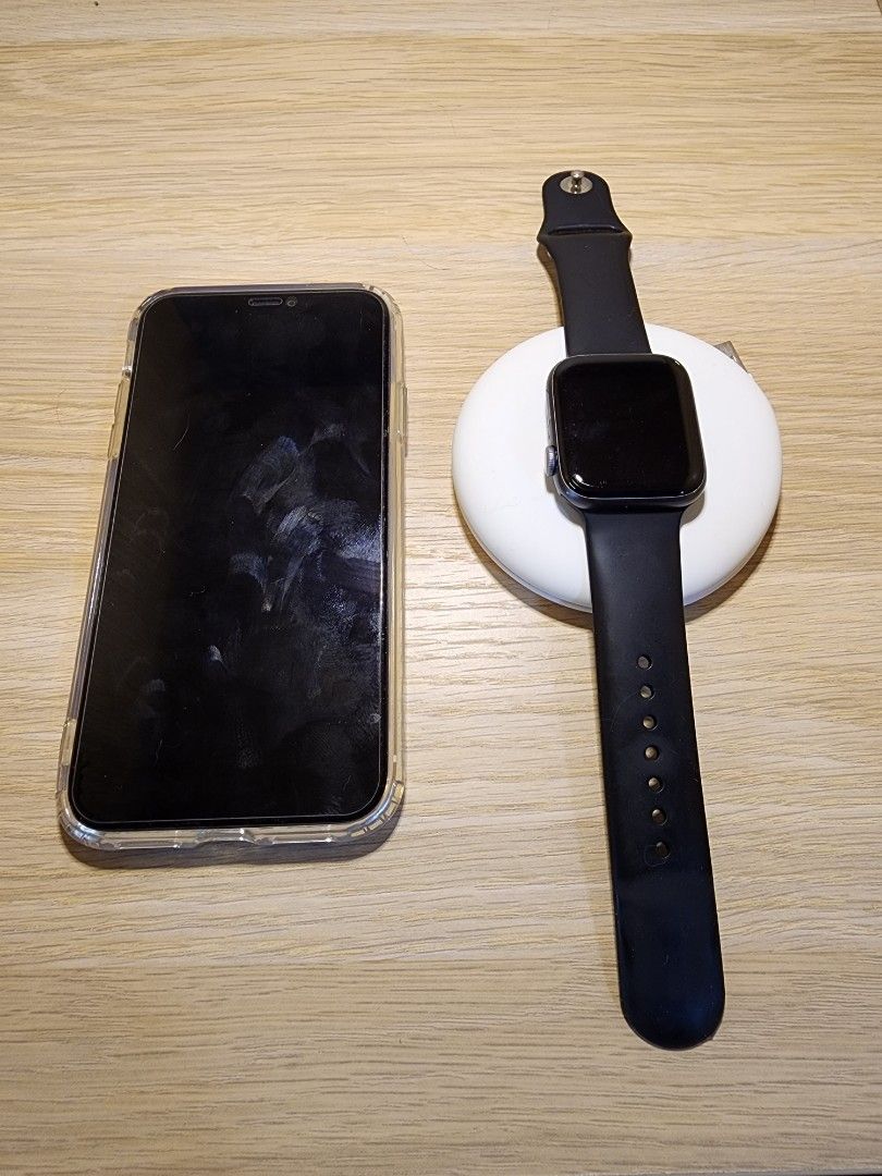 Apple watch and iphone 11 sale bundle