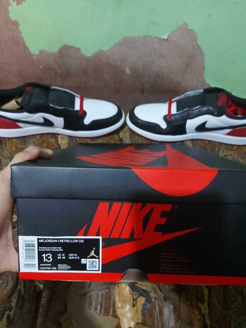 Jordan 1 Low OG "Black Toe" size 13 (Category: Sneakers) located in Quezon City. Submitted by nardzbreezy (Listing ID 1254148659, Image 2). Description: Jordan 1 Low OG "Black Toe" size 13 --- Php 6,500 only slightly negotiable. dm me QC area. (All items are legit, I hate fakes! please see sneaker groups and search for my name Bernard Rojas Bello or type #nardsbreezy).