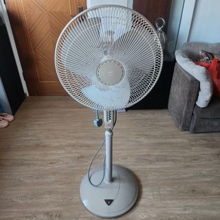 (Category: ) located in . Submitted by ashkn_z (Listing ID 1254156804, Image 1). Description: .